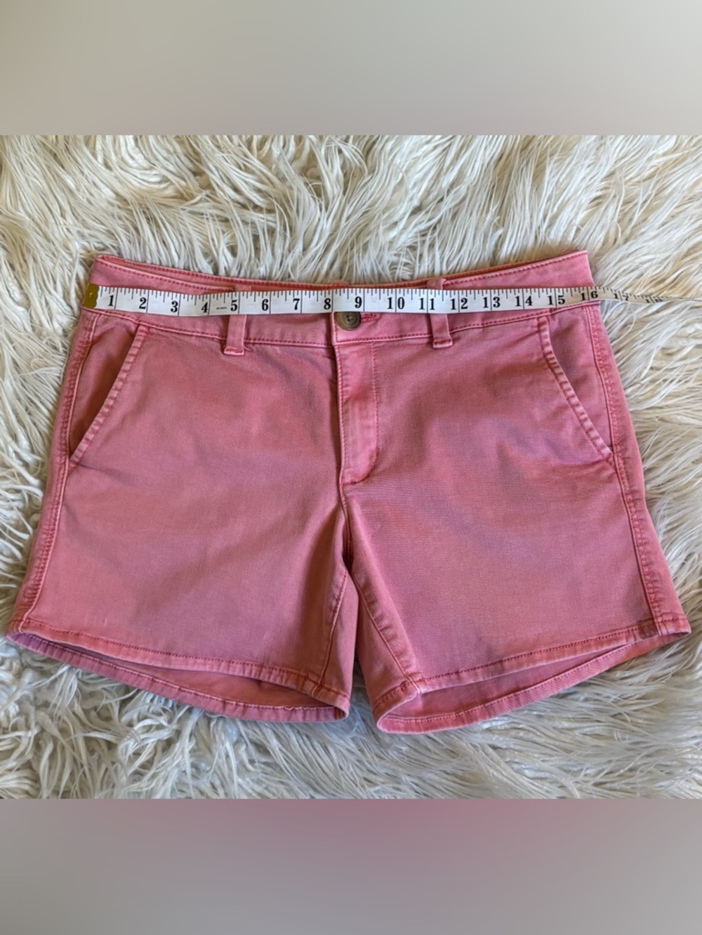 American Eagle Midi Super Stretch Pink Shorts Size 8 EUC - Picture 4 of 7